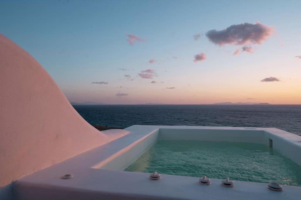 Santorini Sea View Apartments Vourvoúlos Exterior foto